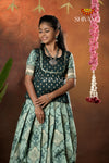 Festive Collection - Dark Green Lantana Pattu Pavadai
