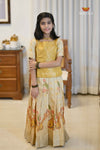 Onam Half White Veenai Traditional Pattu Pavadai
